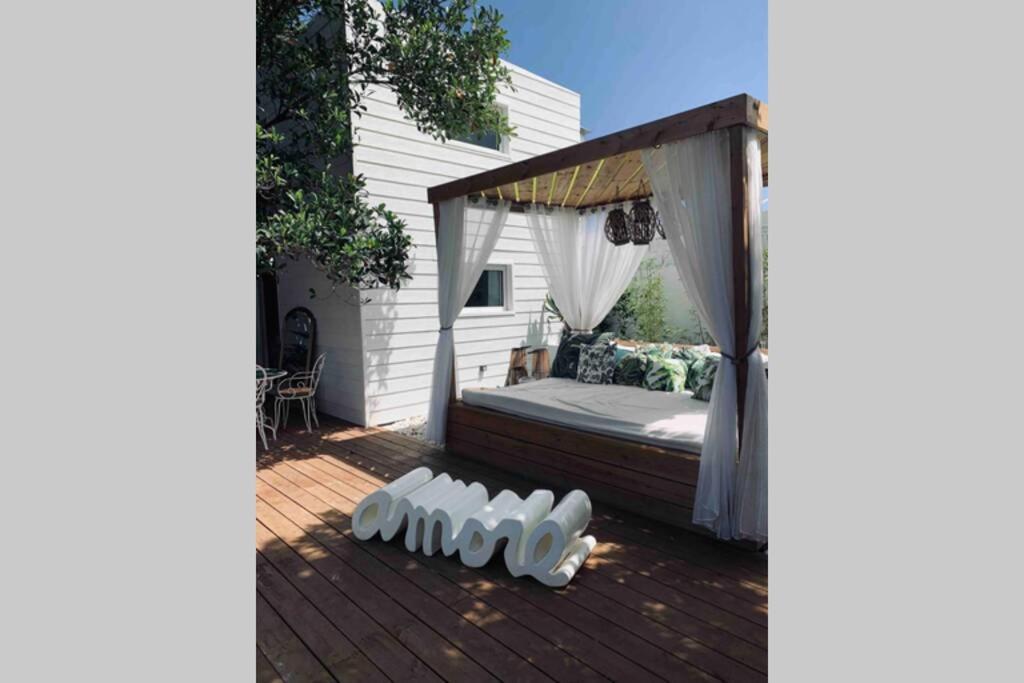 La Caze AmoreMiEve pour un séjour cozy à St Pierre Saint Pierre Exterior foto